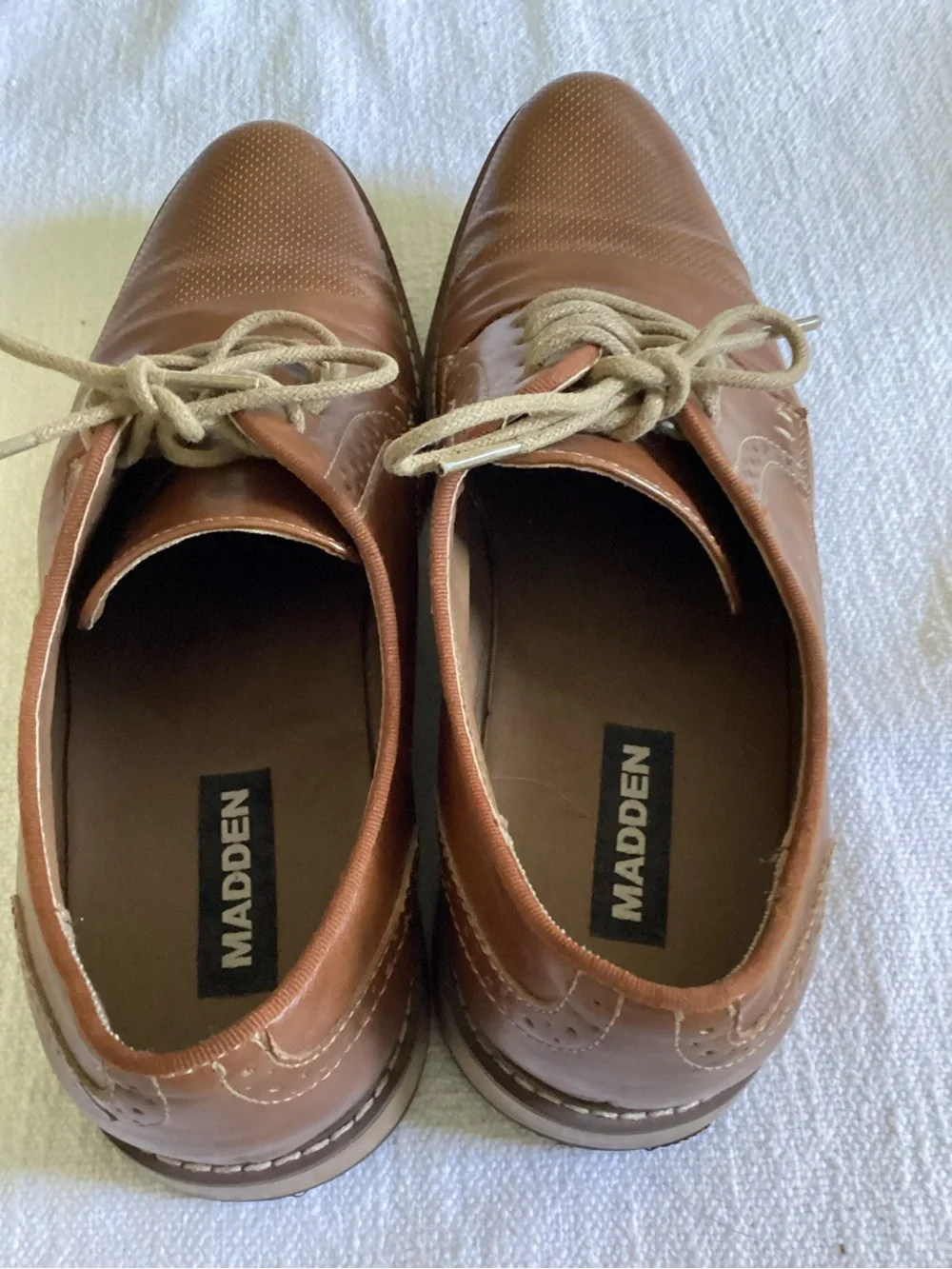 Madden Men’s Tan Leather Derby Shoes. Size 10.5 M